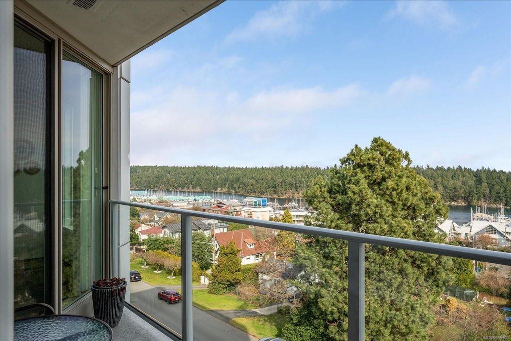 listing image 16044999894736839089