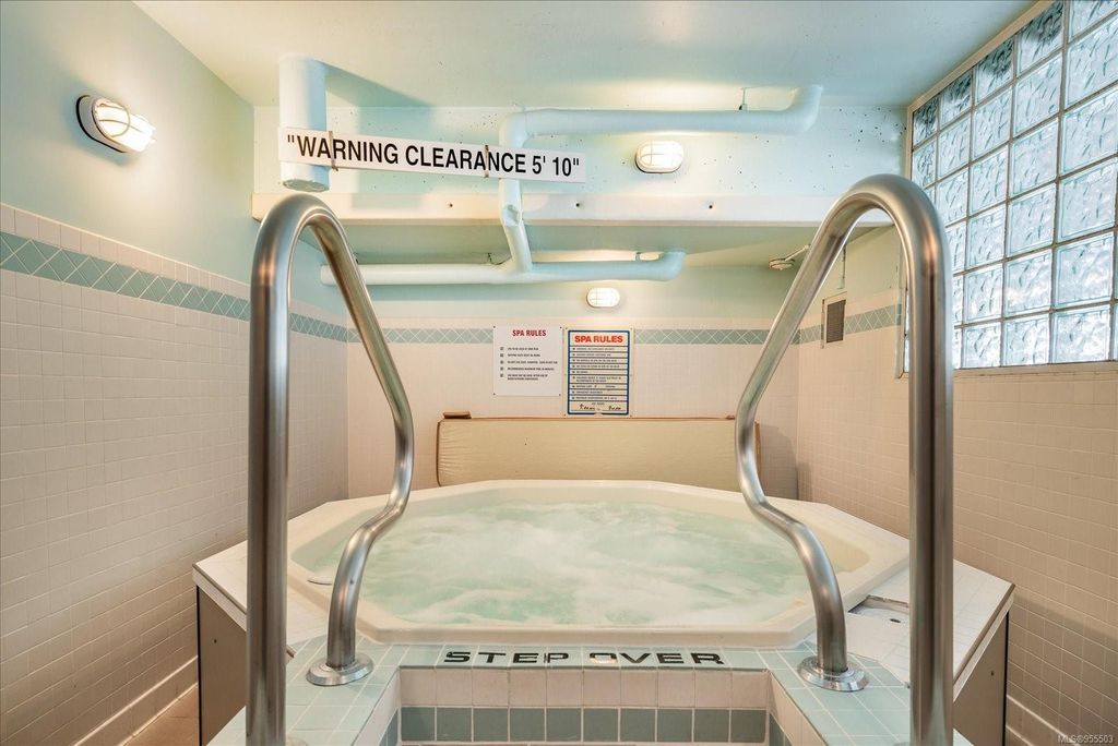 listing image 16041223289120782836