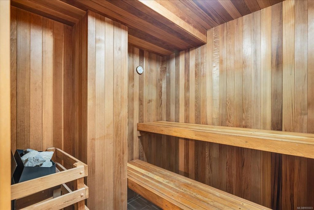 listing image 16045760876641460013