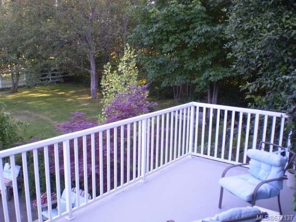 listing image 16043430725920193103