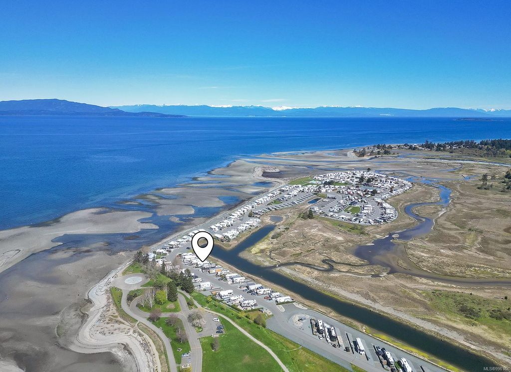 listing image 16047825052750435777