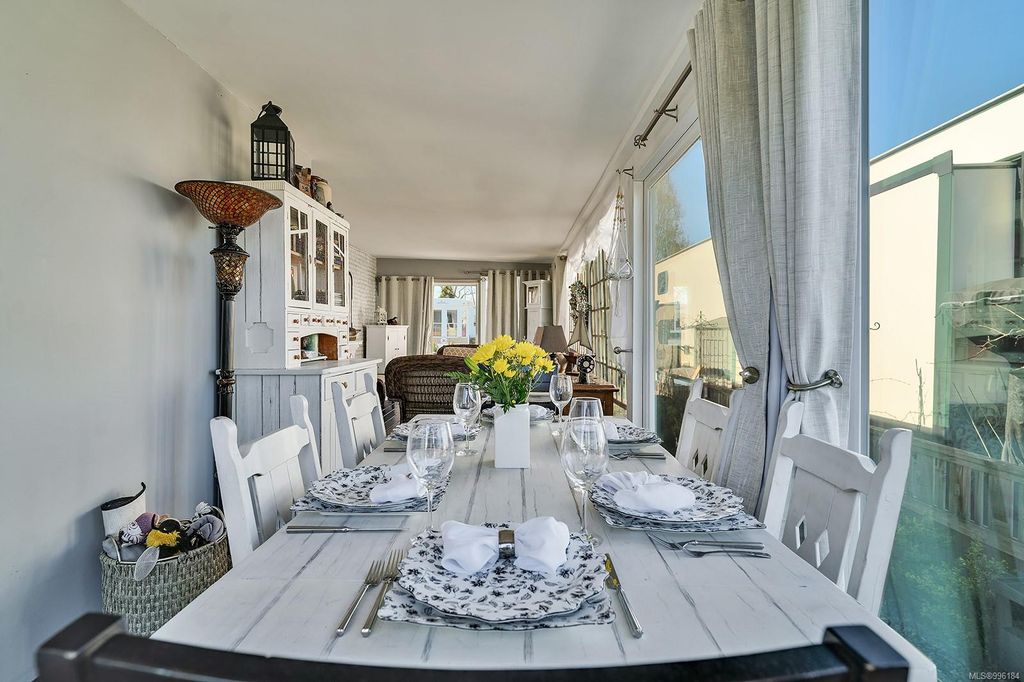 listing image 16040743948598276854