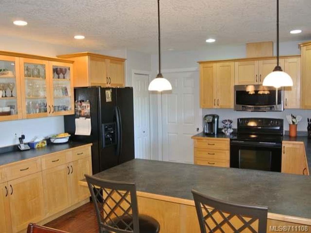 listing image 16047063873263177281