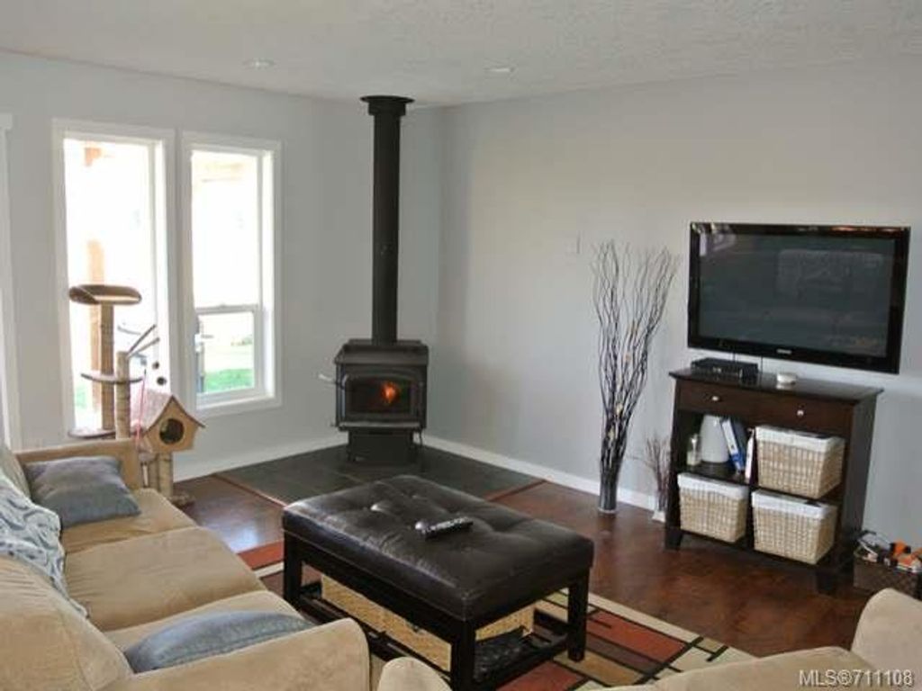 listing image 16040344604943873480