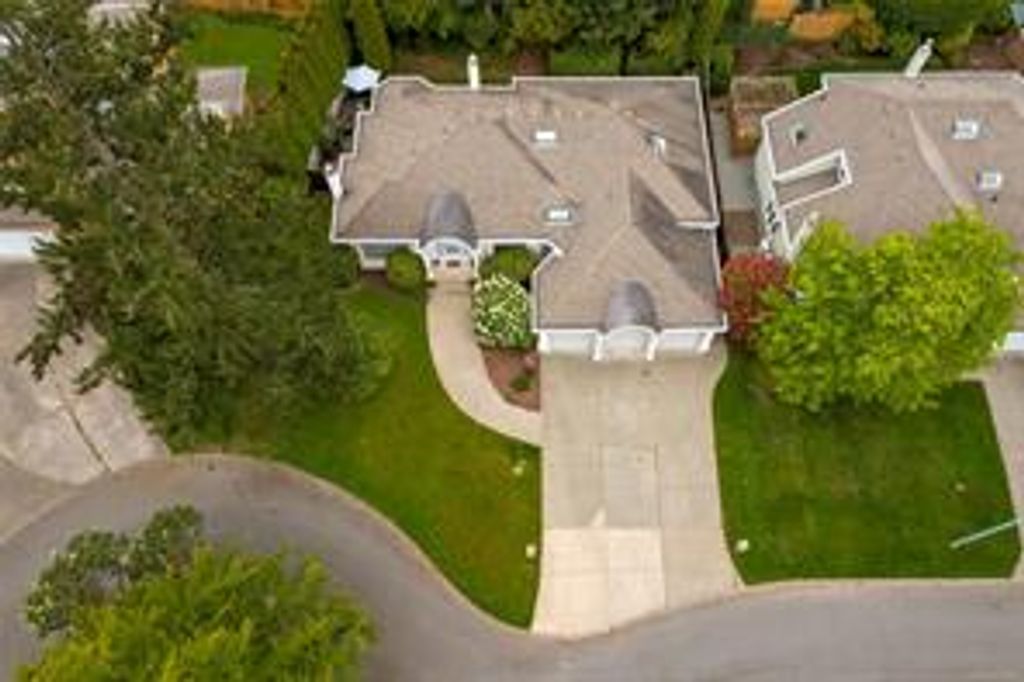 listing image 16046360262852449310