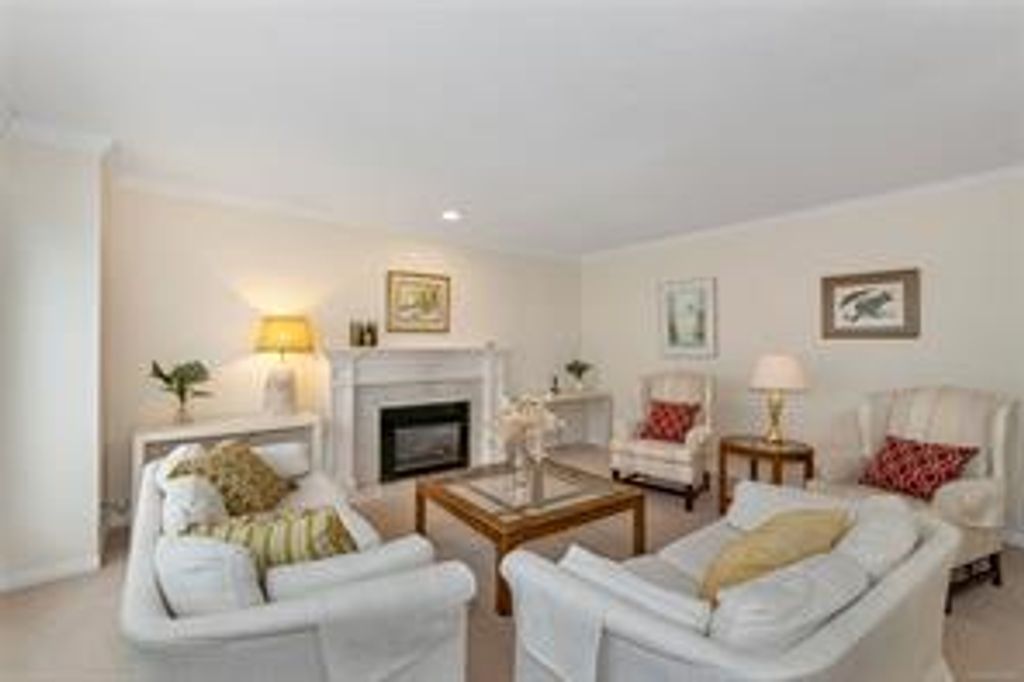 listing image 16041176325014812102