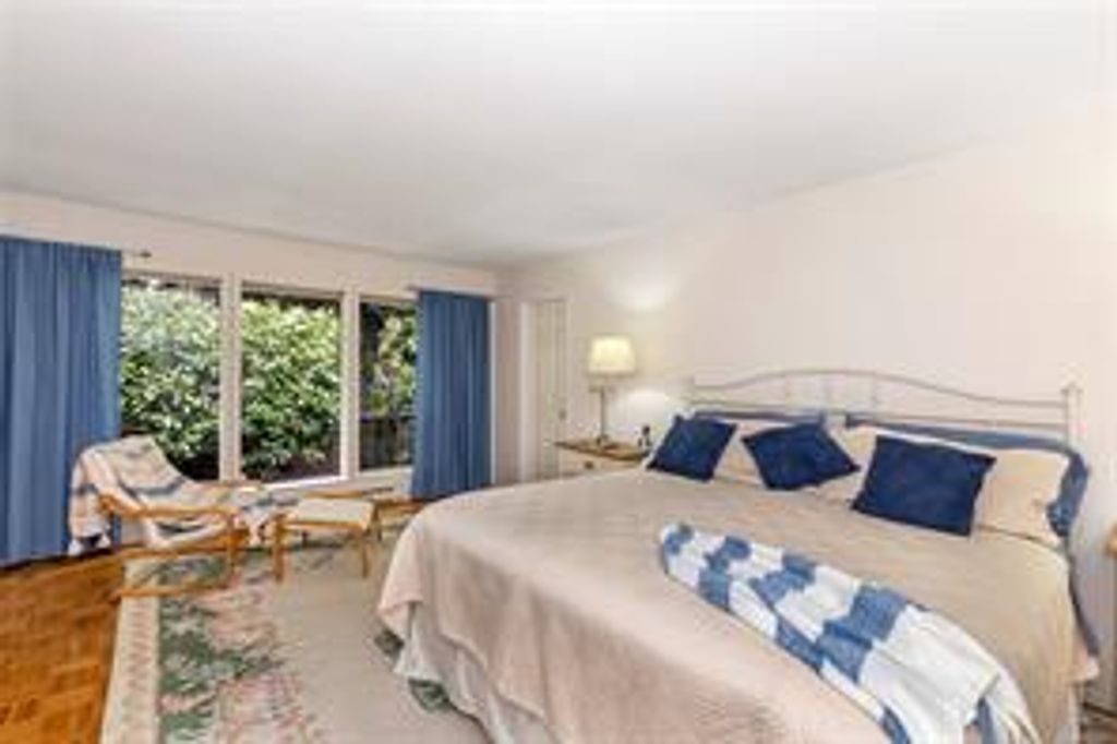 listing image 16043671938855861502