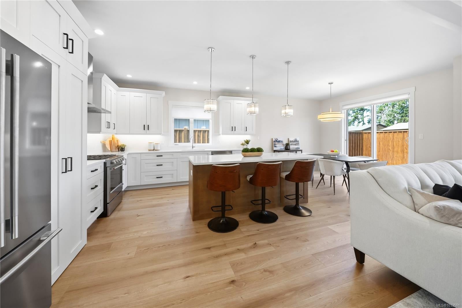 409 Hummingbird Pl