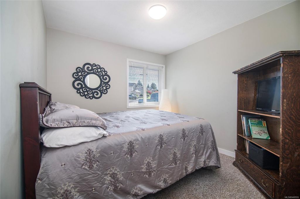 listing image 16043620324485528111