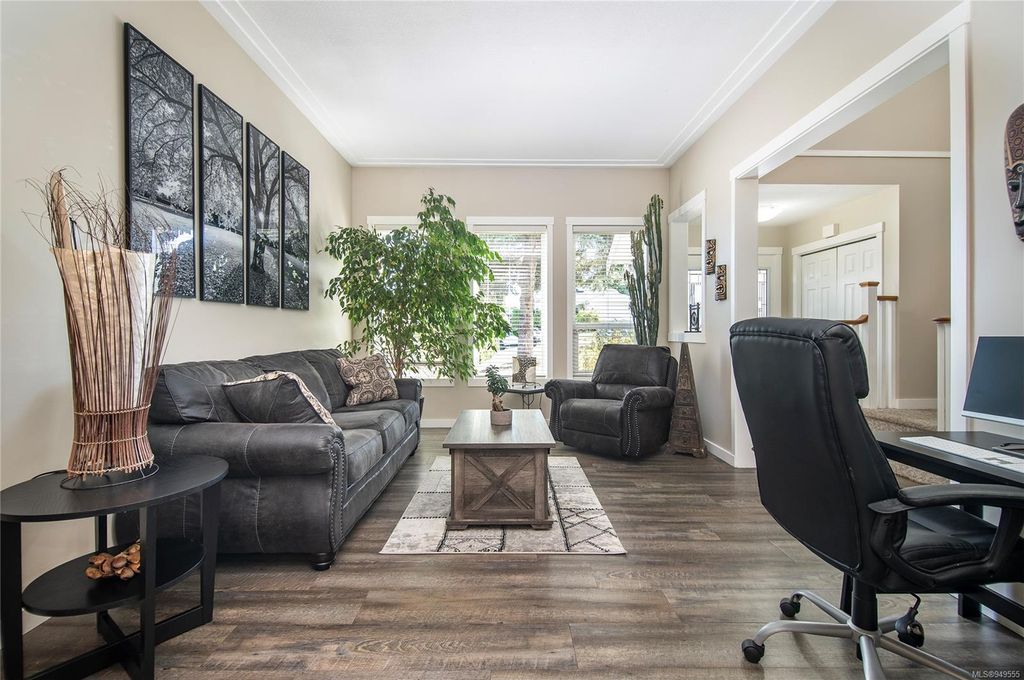 listing image 16046992126554655960