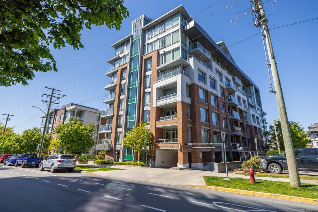 listing image 16041083793660019973