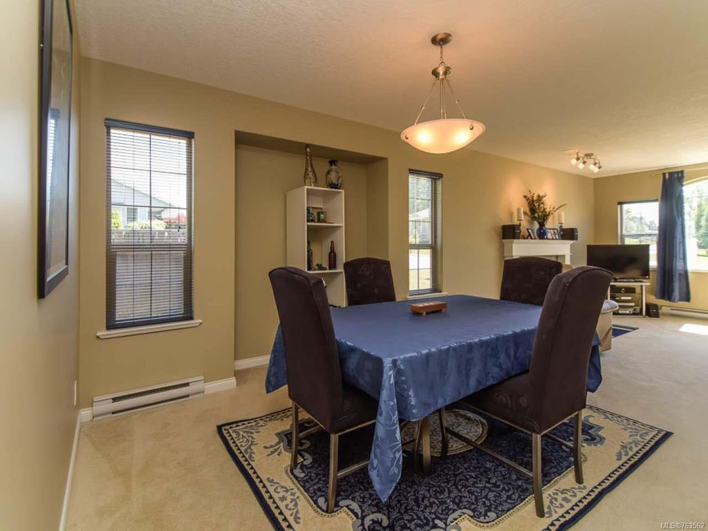 listing image 16042221295906575267