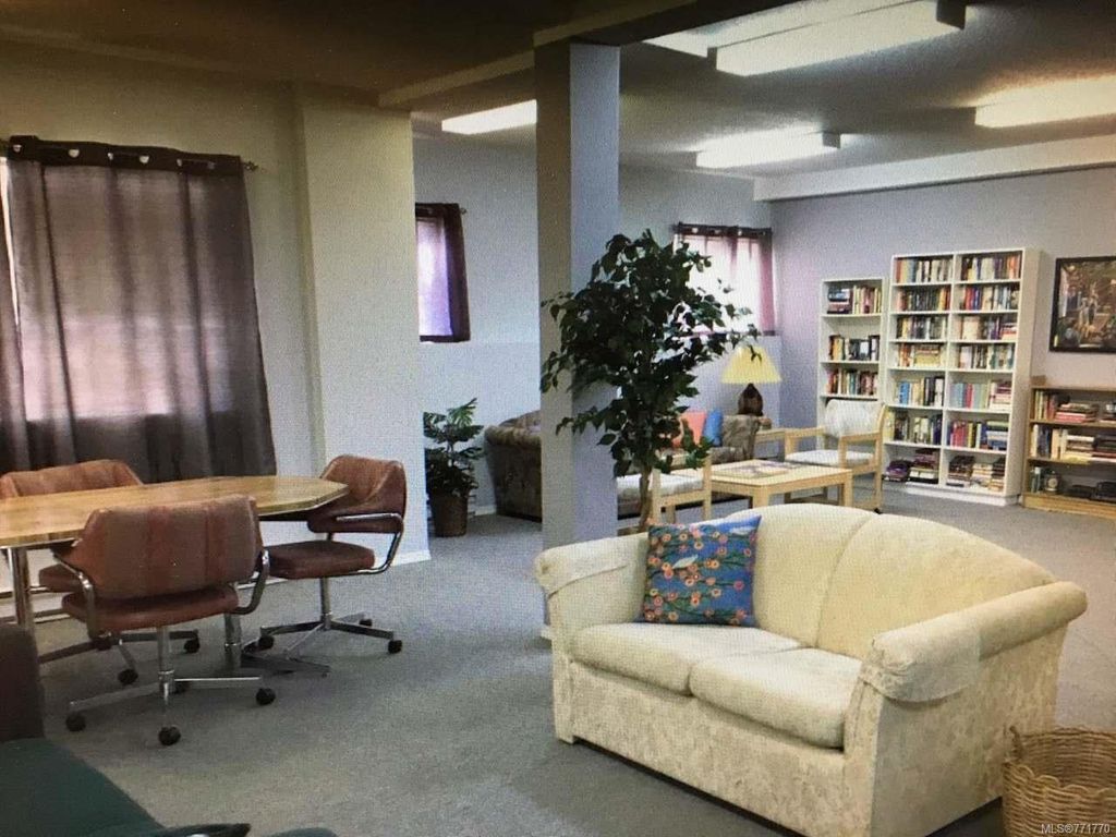 listing image 16049749343847439891