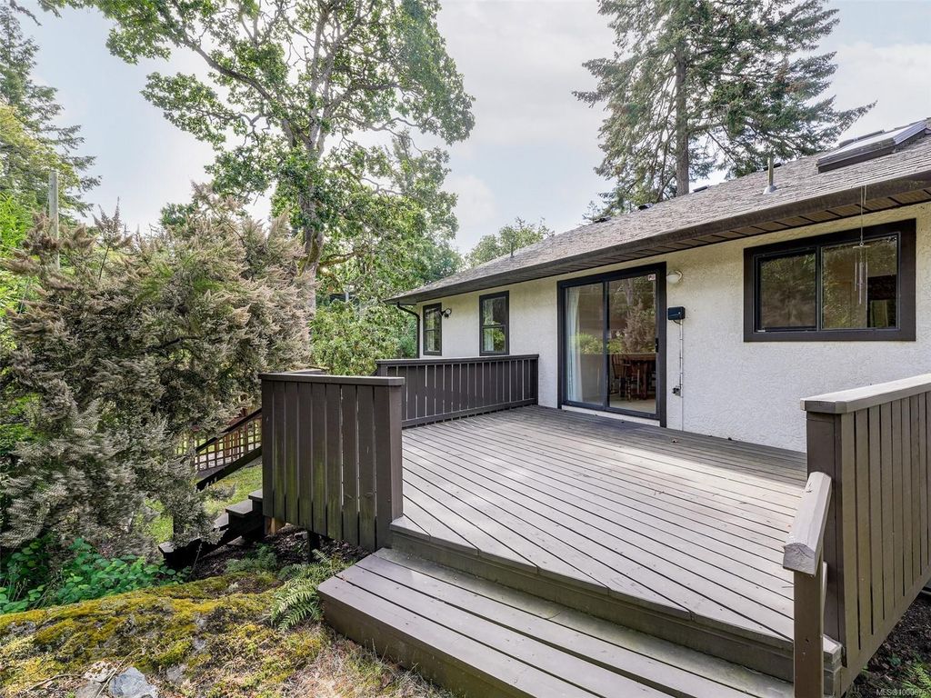 listing image 16040639404771361171