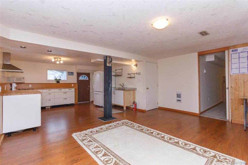 listing image 16040784060895101168