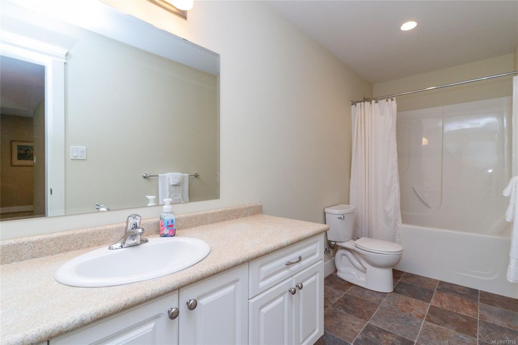 listing image 16040101279384787591