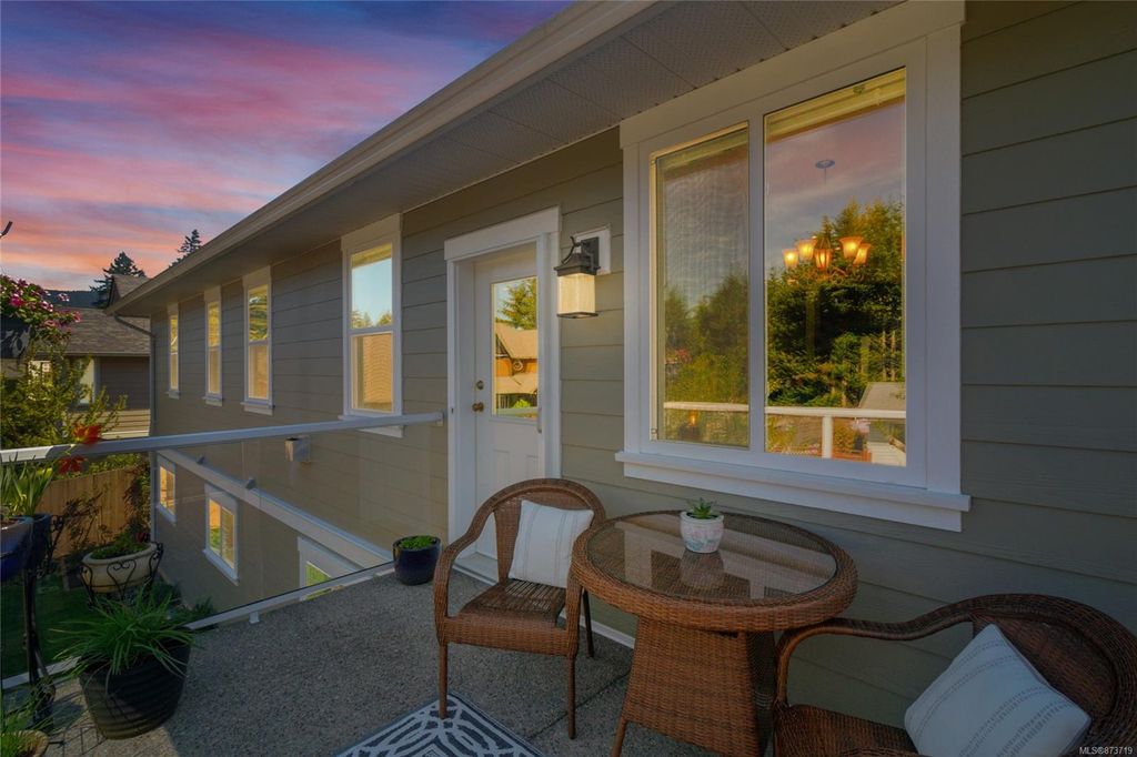 listing image 16047041802999331960