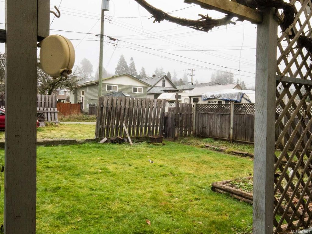 listing image 16044581948343788879