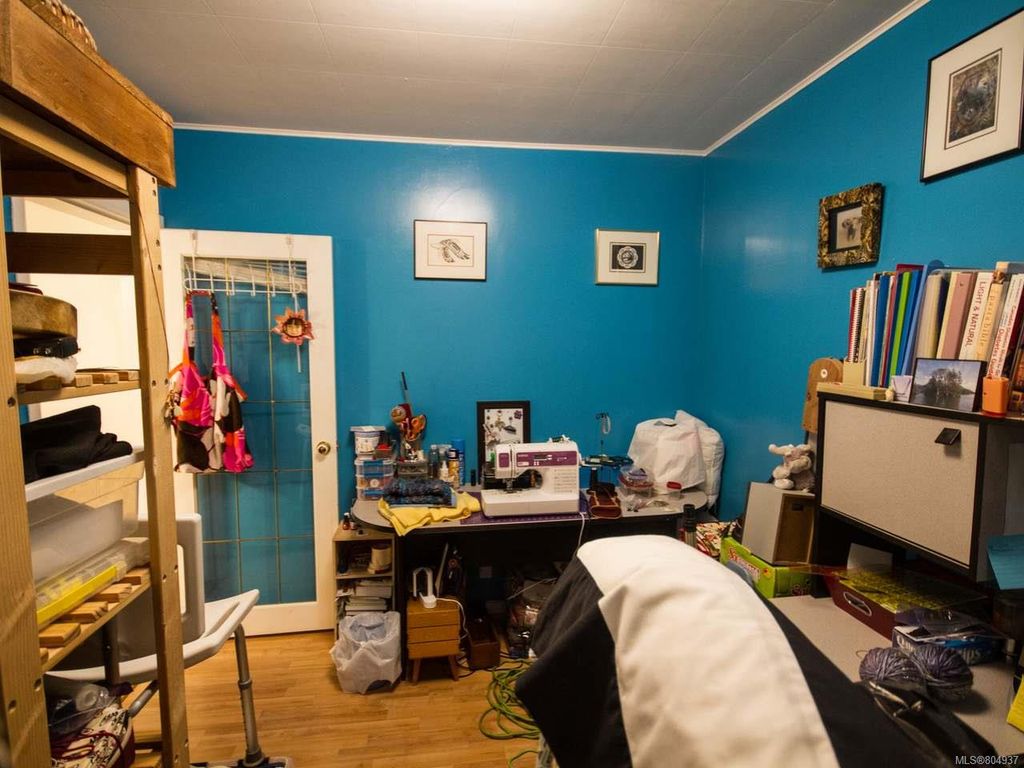listing image 16043477522583295925