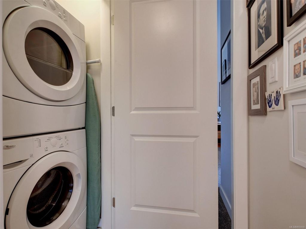 listing image 16047255294784091081