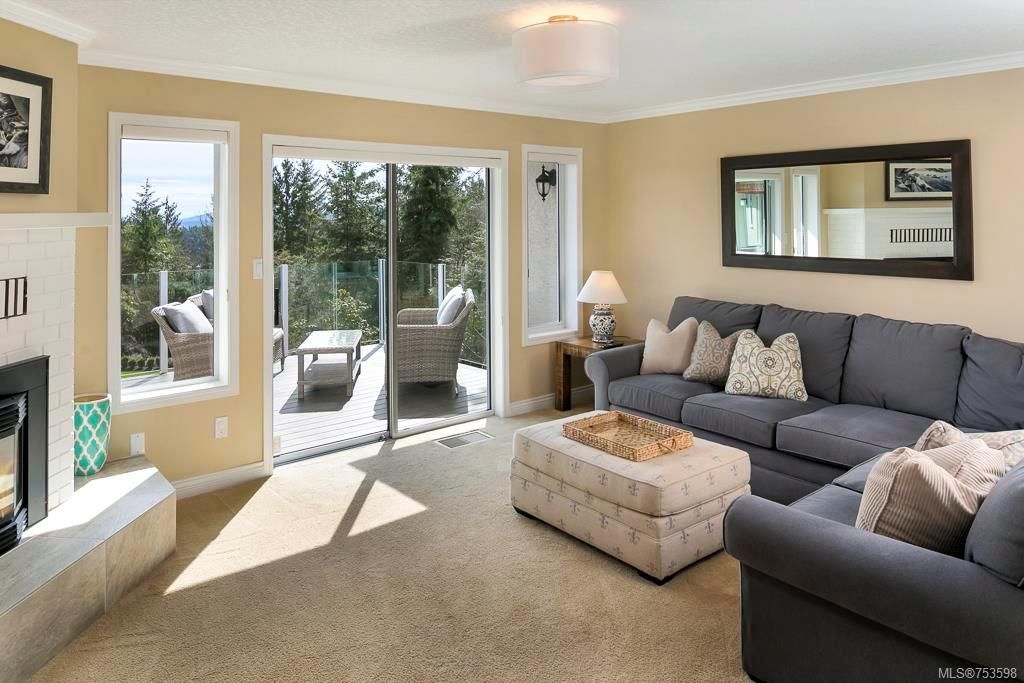 listing image 16042737094510414599
