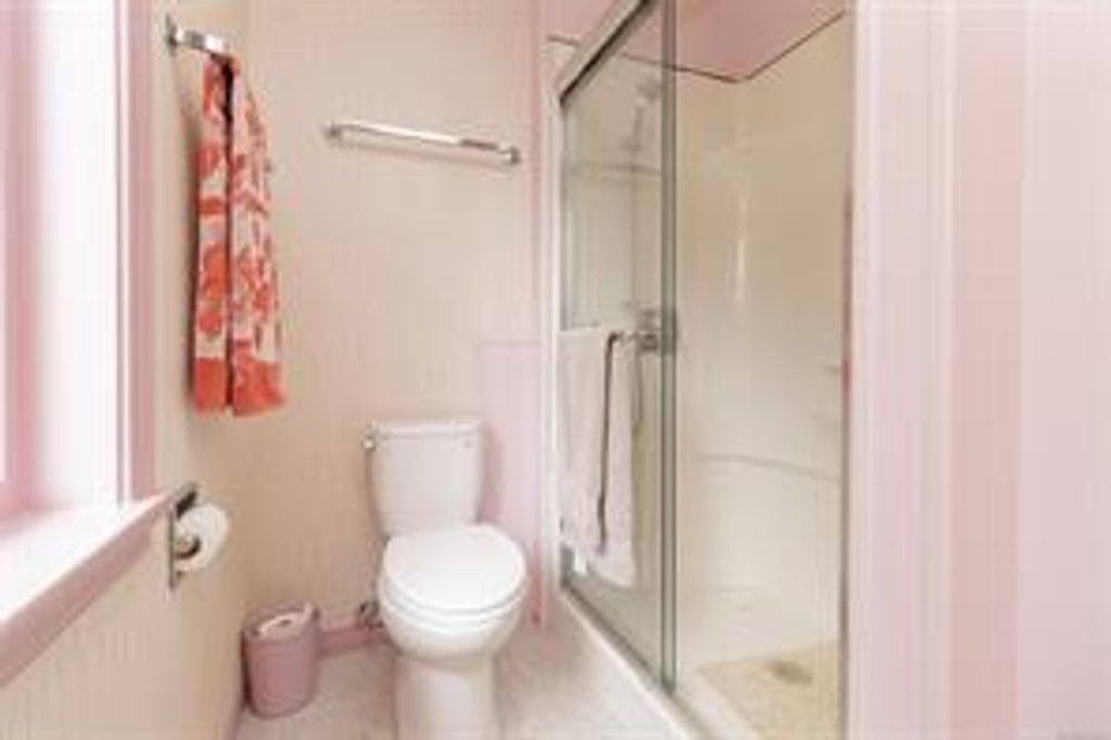 listing image 16047243978445954520