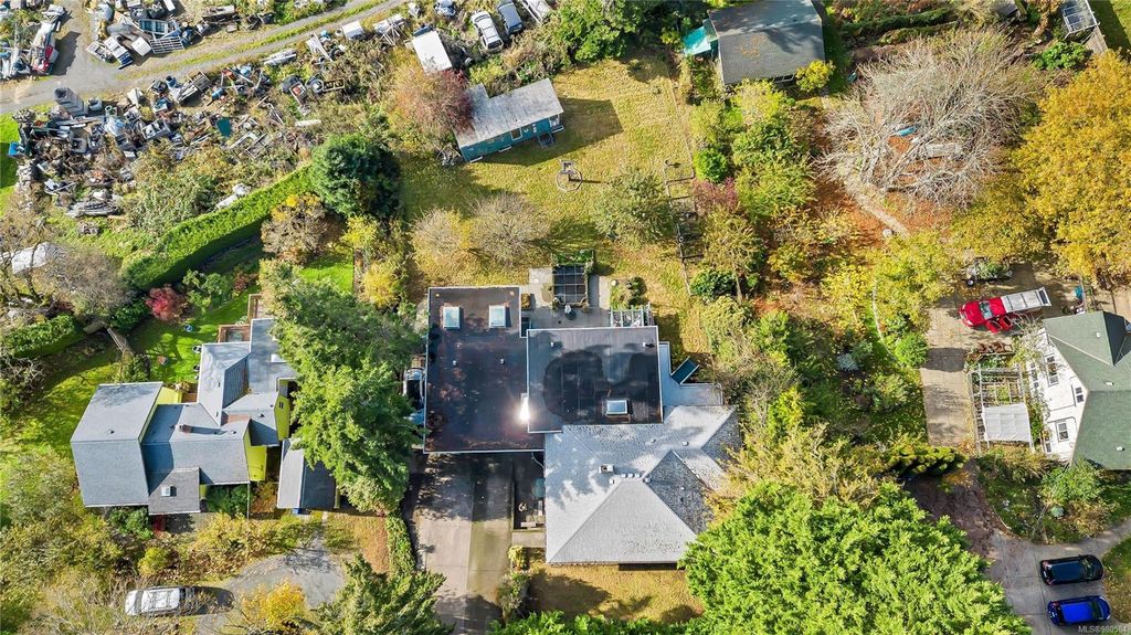 listing image 16049754587300580821