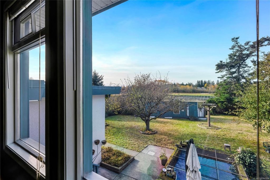 listing image 16042413462008523479