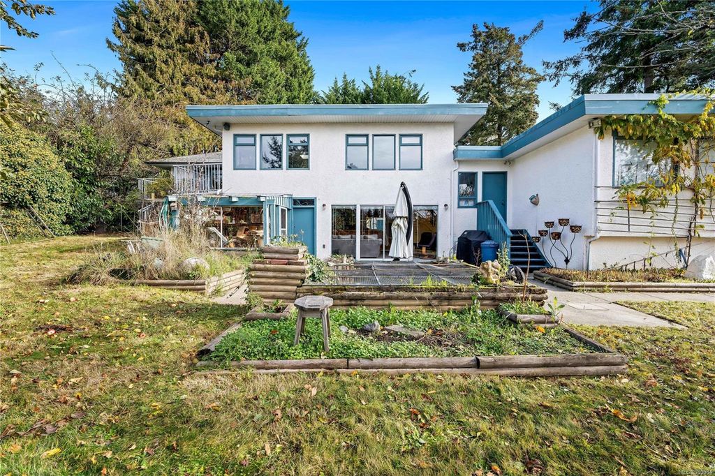listing image 16043604224624515172