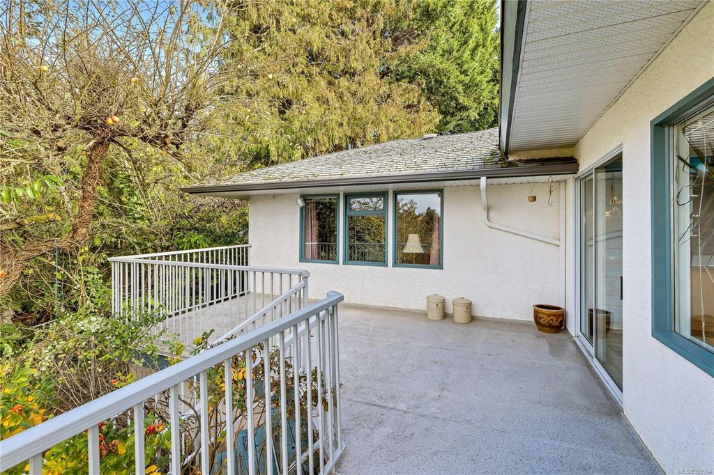 listing image 16044215031122282782