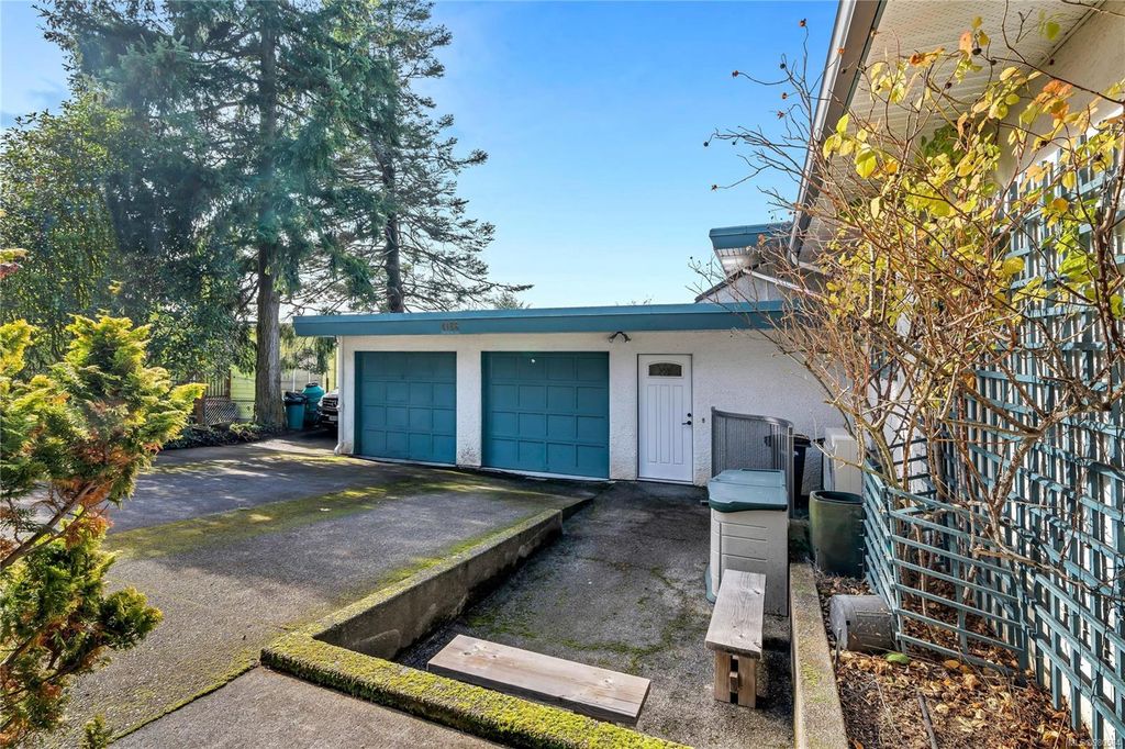 listing image 16043659299661965132