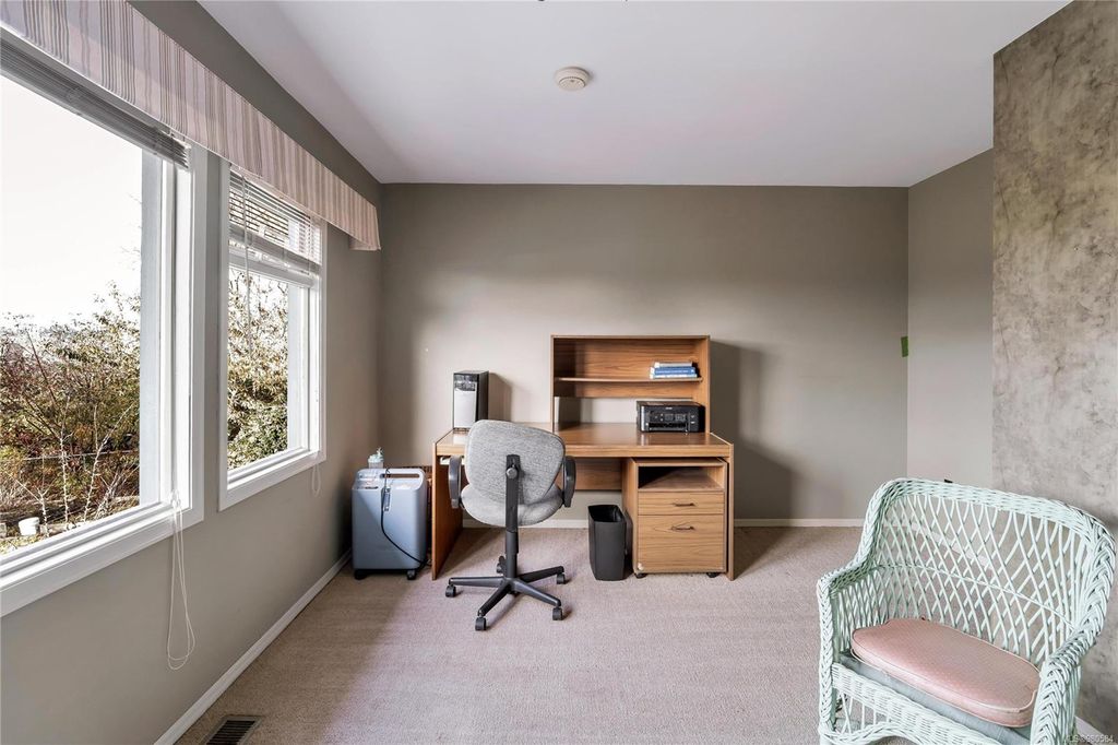 listing image 16040735694468096177