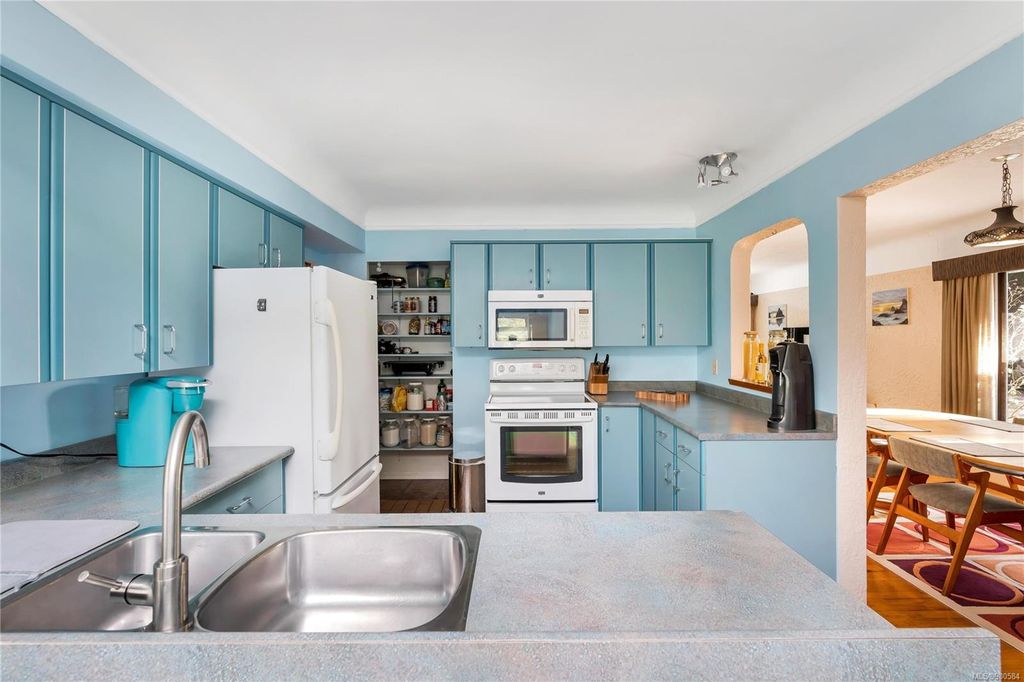 listing image 16044921507521113773