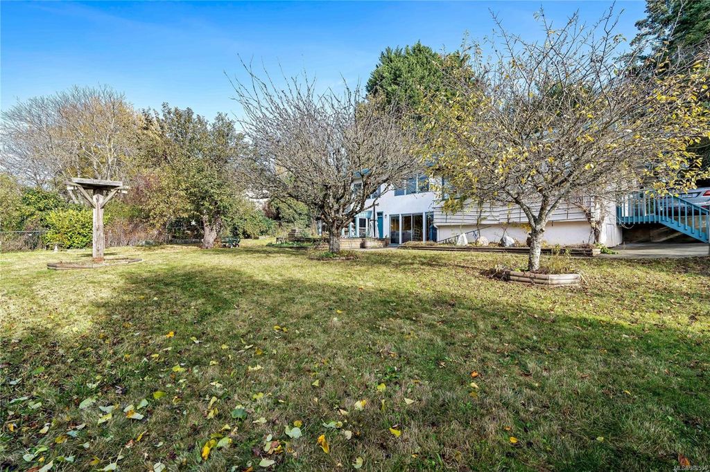 listing image 16047966625902902830