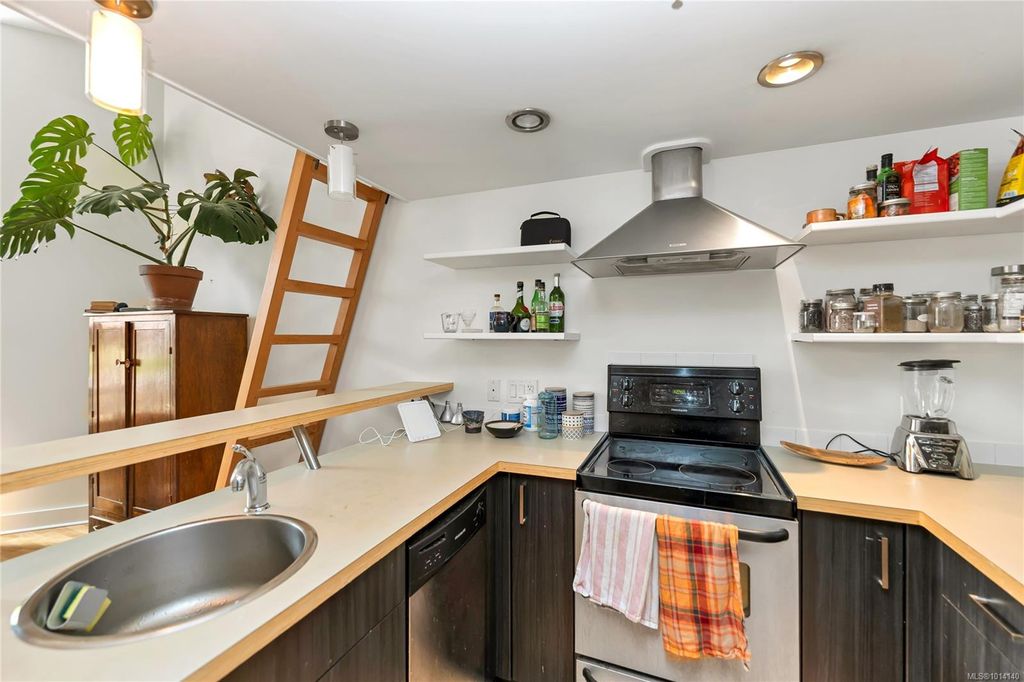 listing image 16040222960711384372