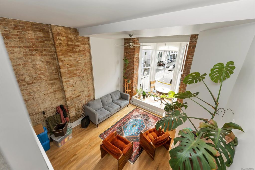 listing image 16046056438791977630