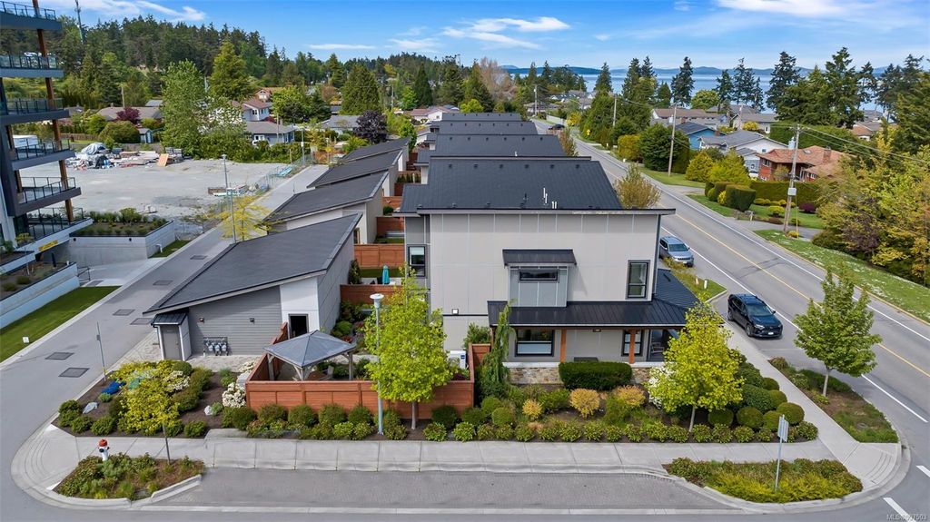 listing image 16043421552813071906