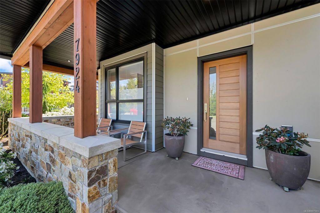 listing image 16042483520782508154