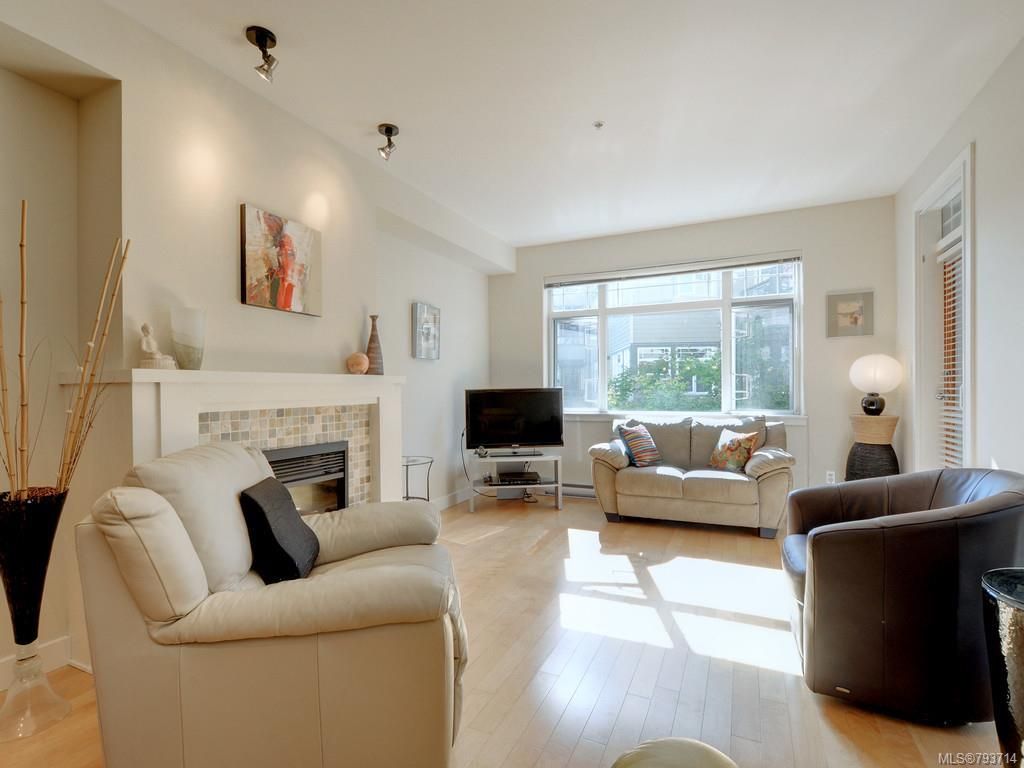 listing image 16041489639622783717