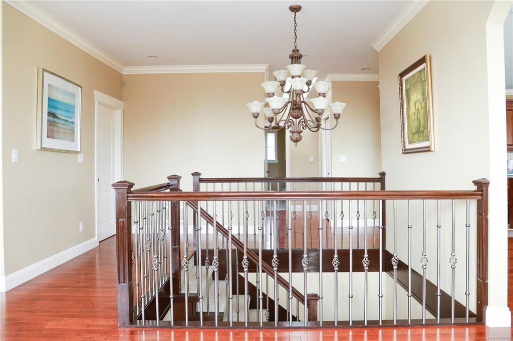 listing image 16041266780432862418