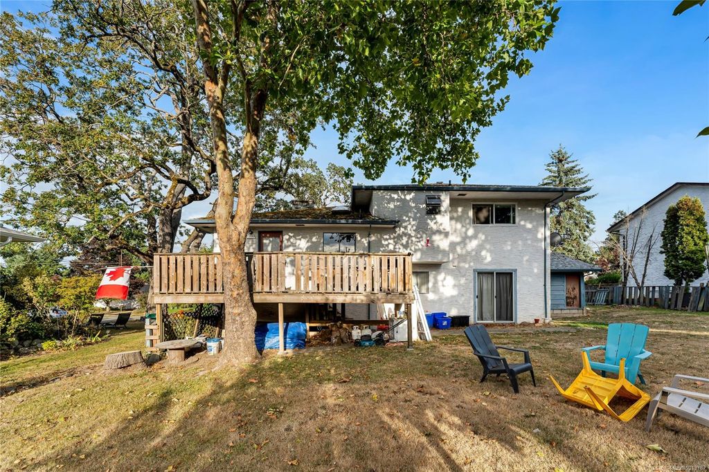 listing image 16040479952527947336