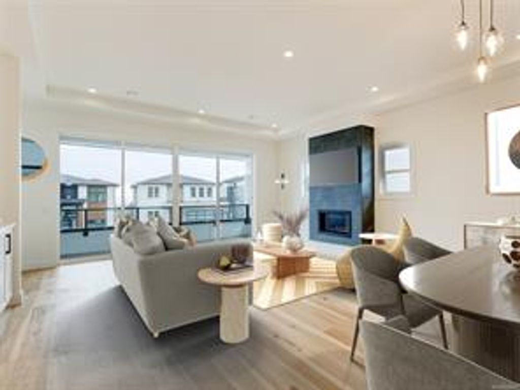 listing image 16041133522863231088