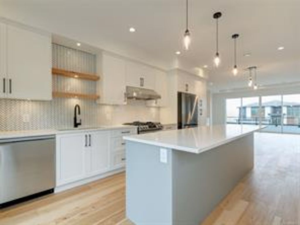 listing image 16043187369998374805