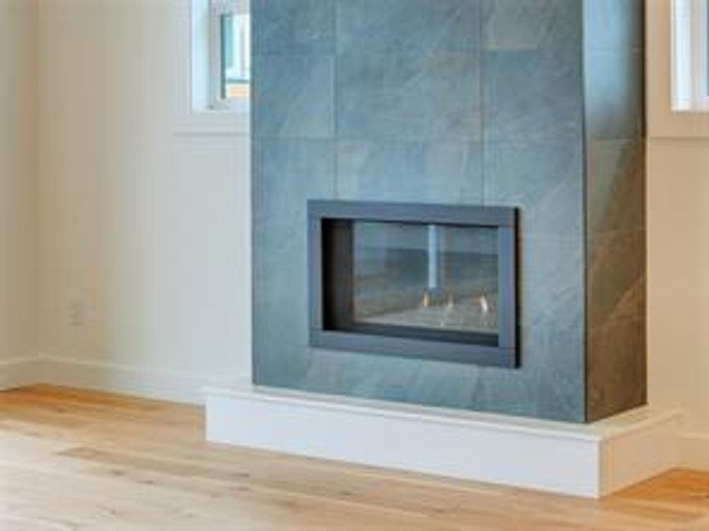 listing image 16045353975114222519