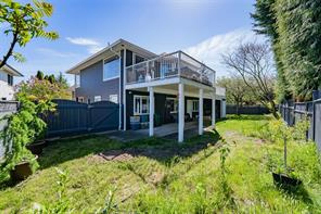 listing image 16044629013317223673