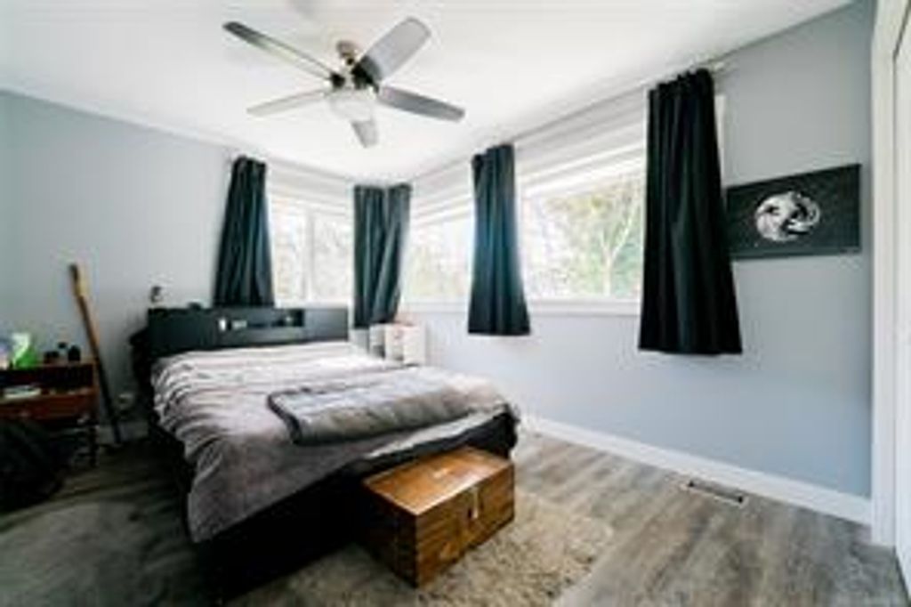 listing image 16040139592002201632