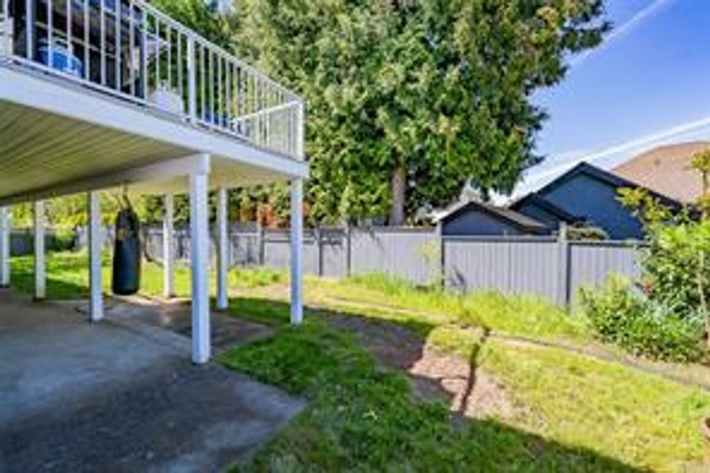 listing image 16049314482905363063