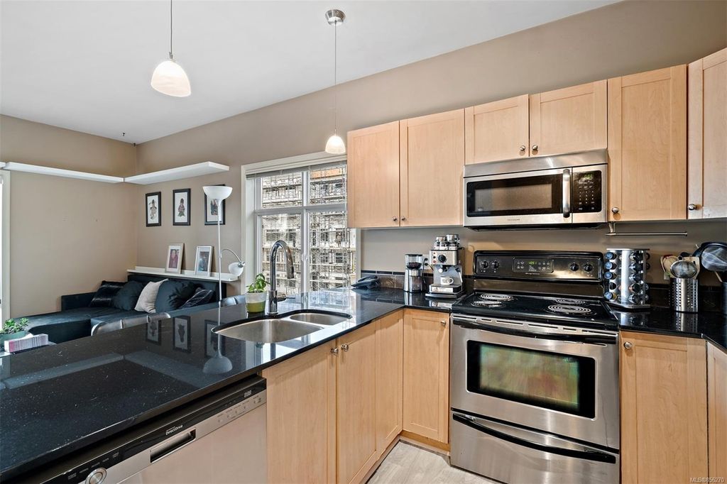 listing image 16042555178640