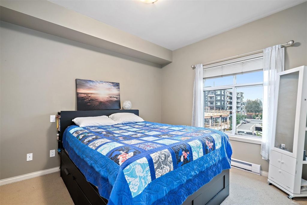 listing image 16042141213627