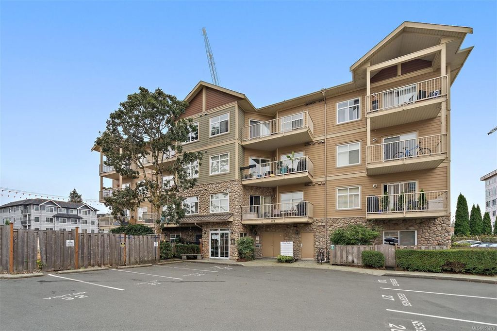 listing image 16043139541783